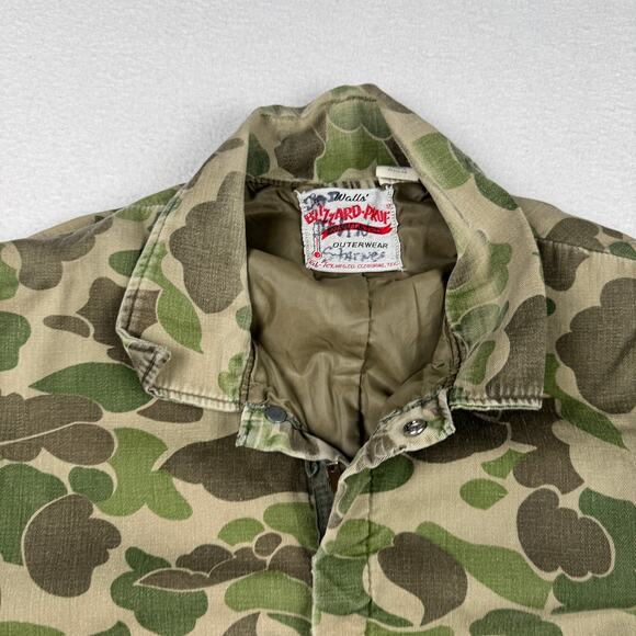Vintage Walls Blizzard Pruf Coveralls Sz XL Duck Camo Insulated Hunting Outdoors - Picture 2 of 16